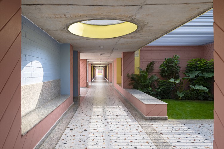 Avinya Inaugural Campus / Spacefiction studio - Interior Photography, Concrete